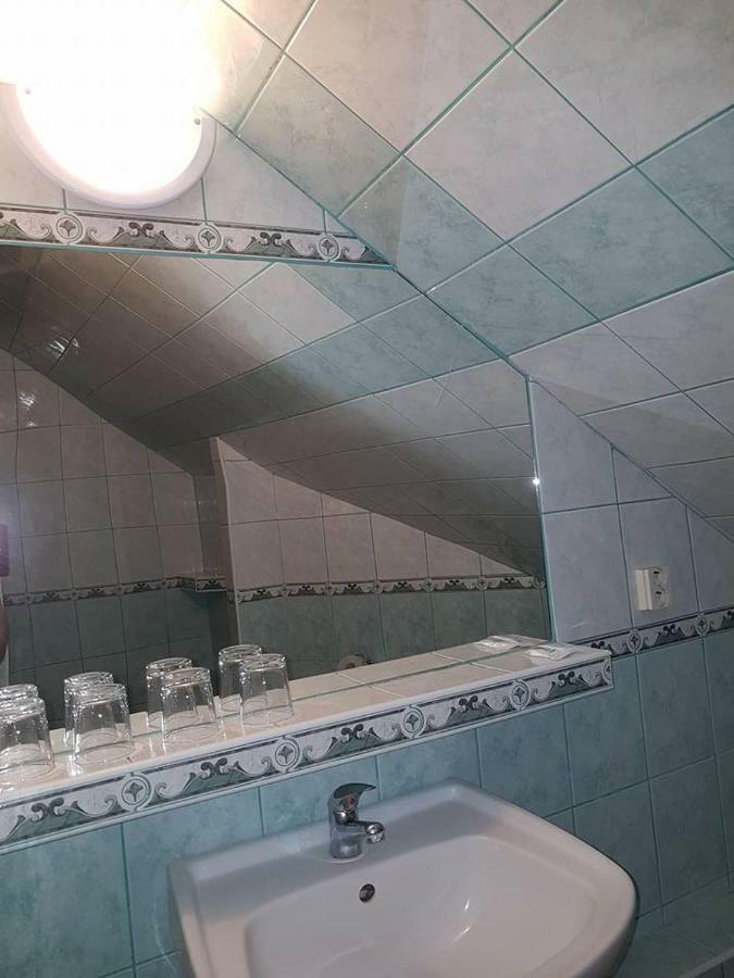 Penzion Kormos Štúrovo Eksteriør bilde
