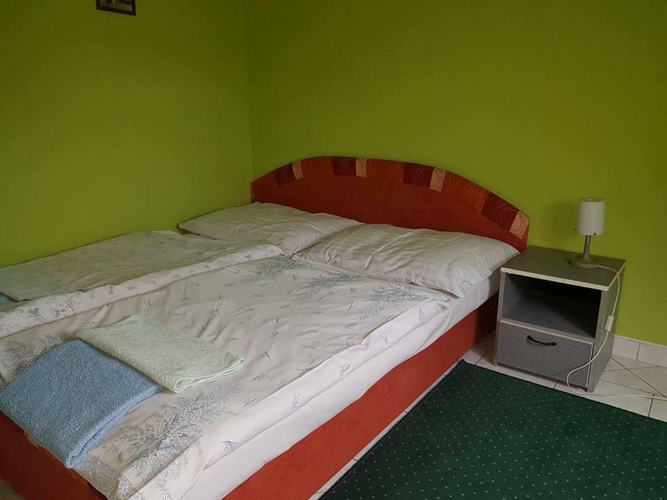 Penzion Kormos Štúrovo Eksteriør bilde
